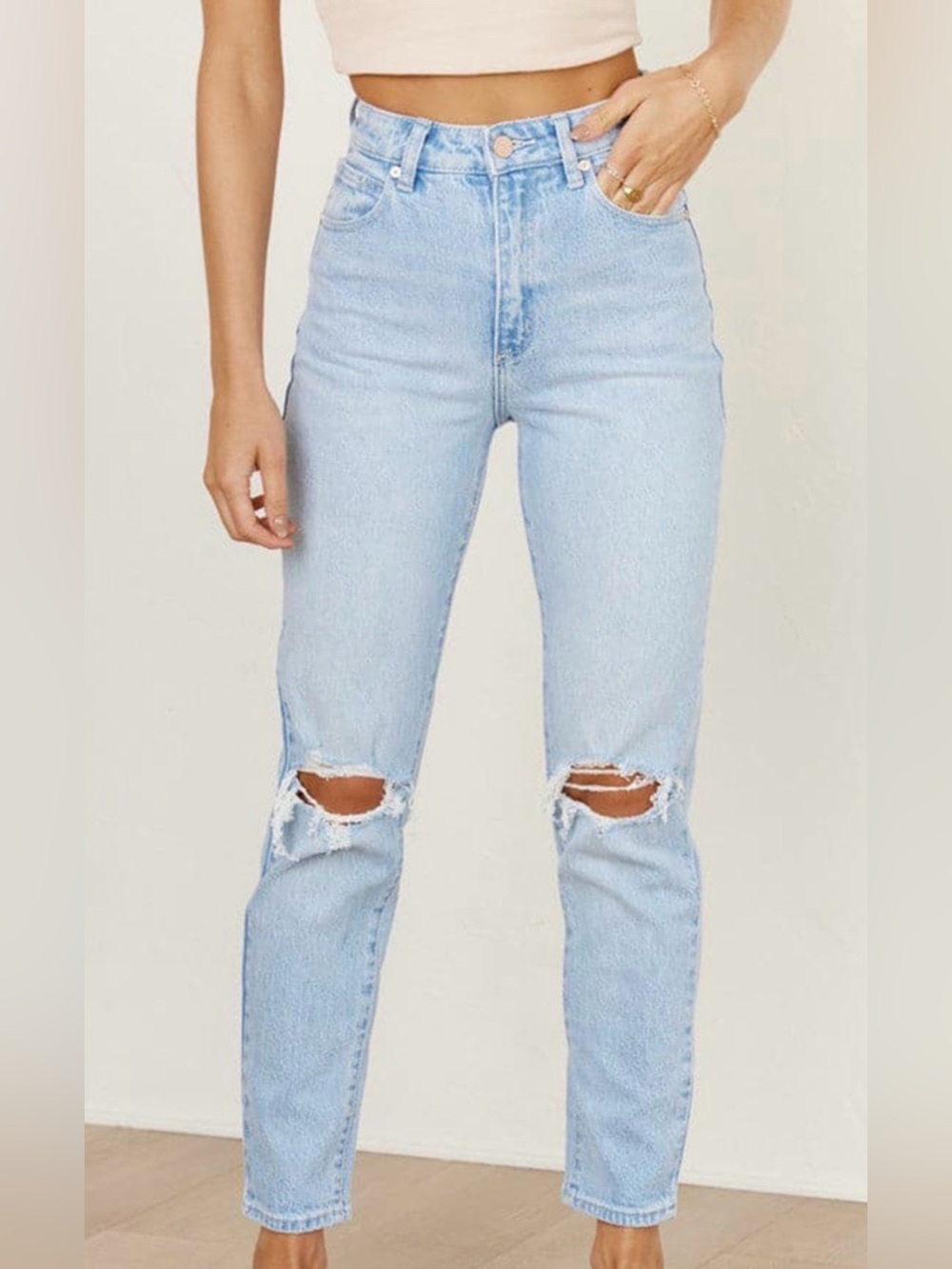 Abrand Classic High-Rise Distressed Women’s Jeans - Light Blue